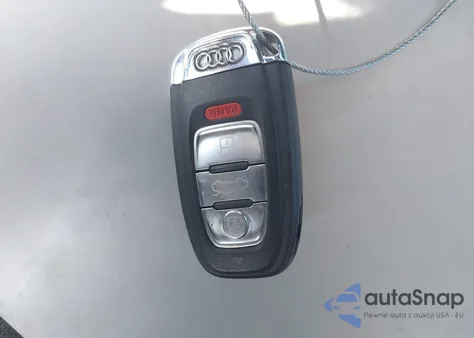 2012 Audi A4 2.0T Premium z USA, uszkodzony, nr VIN WAUWFAFL5CA037153